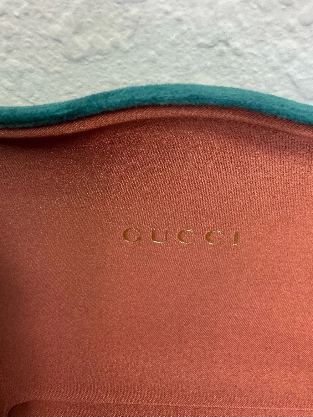 Gucci Hard Shell Velvet Eyewear Case Emerald Green w/ Burnt Orange interior